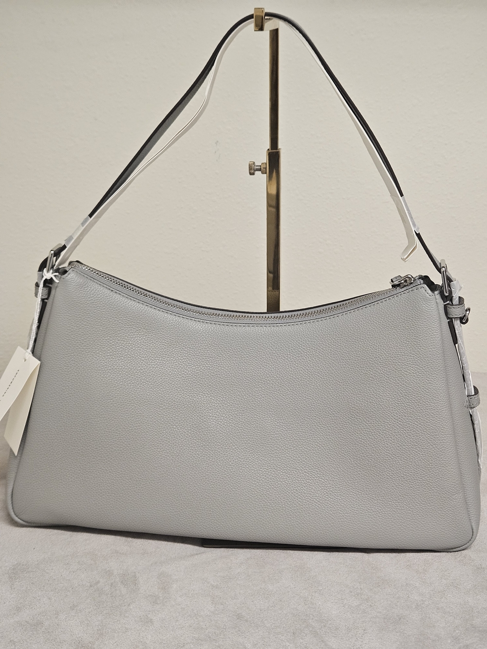 Tory Burch Light Grey Pebbled Leather Shoulder Bag - Picture 2 of 12